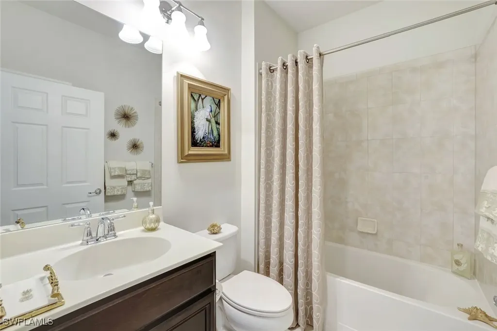 8424 Benelli Court Naples FL 34114