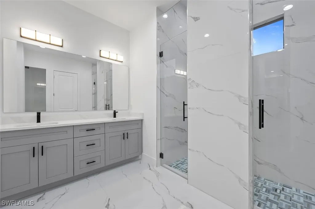 428 NE 1st Avenue Cape Coral FL 33909