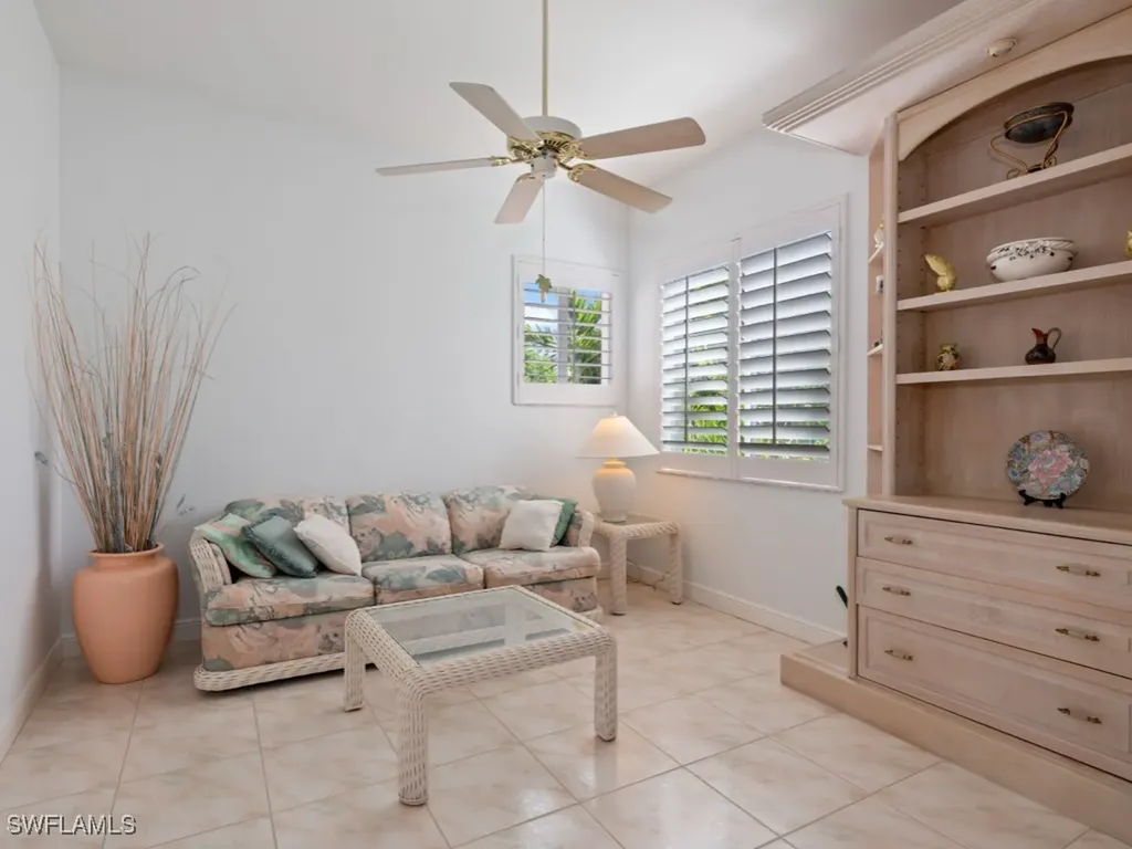 600 Via Mezner Naples FL 34108
