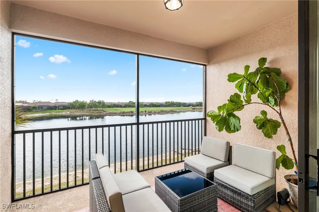 9365 Pocida Court Naples FL 34119
