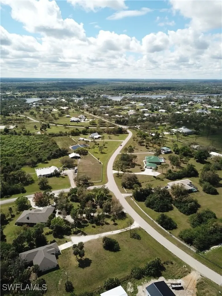 18430 River Estates Lane Alva FL 33920