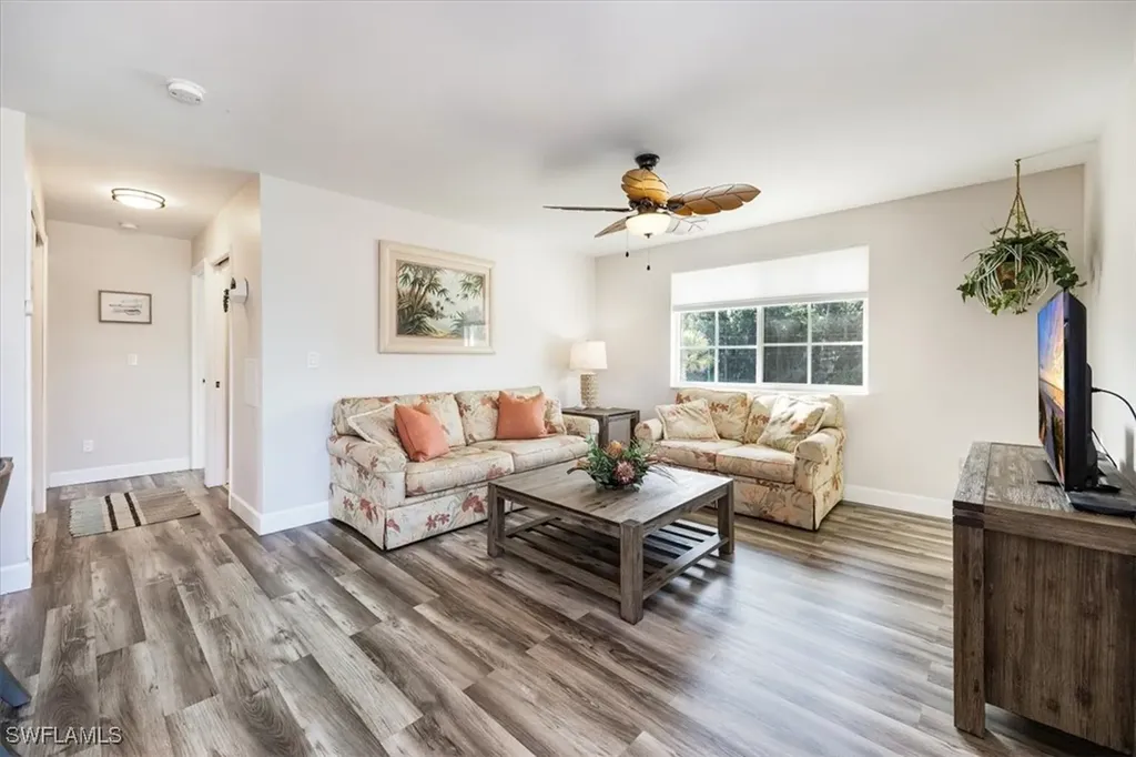 3561 Thomasson Drive Naples FL 34112