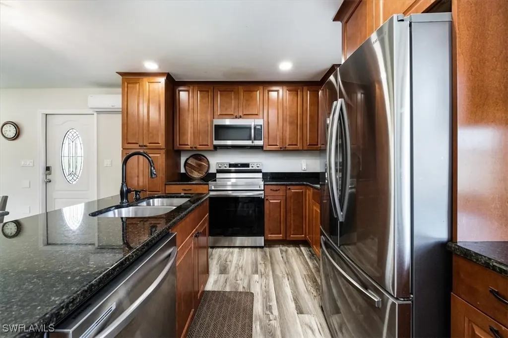 3561 Thomasson Drive Naples FL 34112