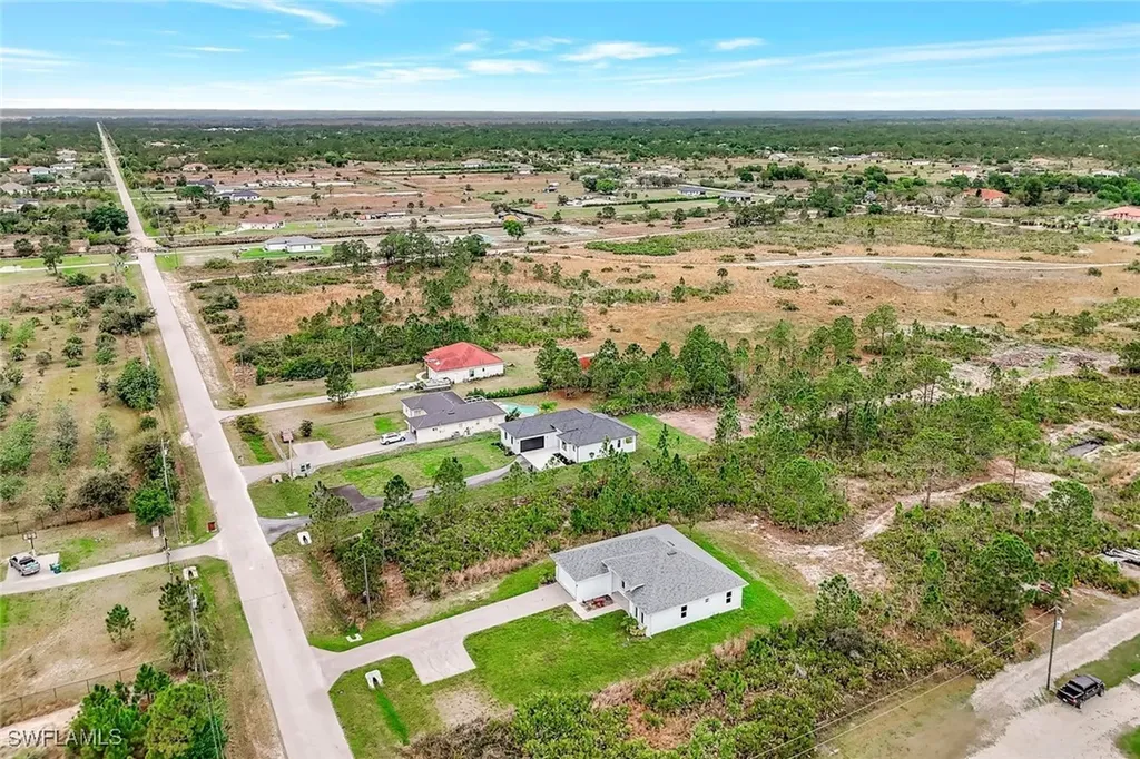 40XX 58th NE Naples FL 34120