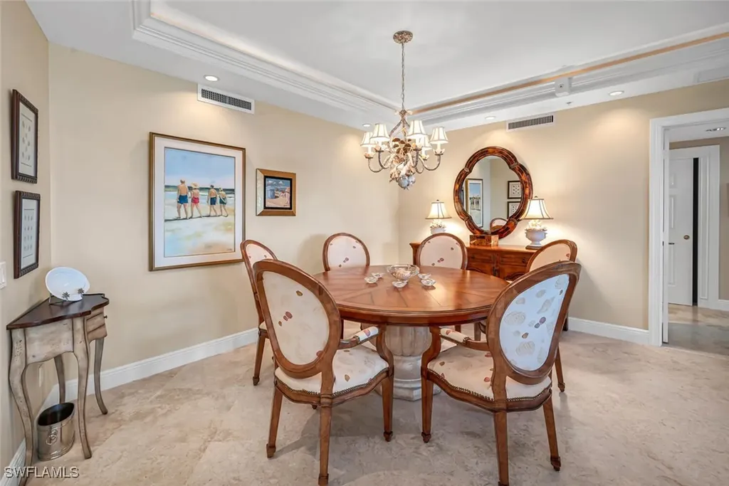 7575 Pelican Bay Boulevard Naples FL 34108