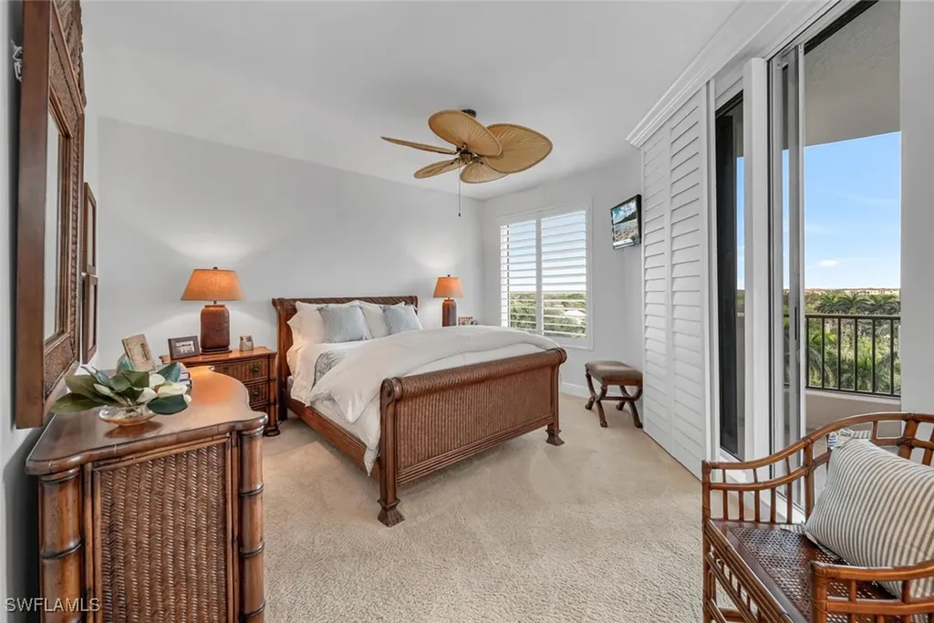 7575 Pelican Bay Boulevard Naples FL 34108
