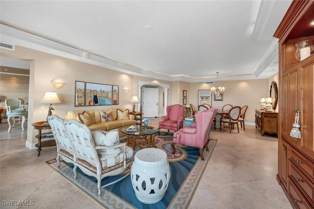 7575 Pelican Bay Boulevard Naples FL 34108