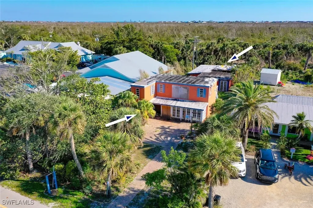 2411 Periwinkle Way Sanibel FL 33957