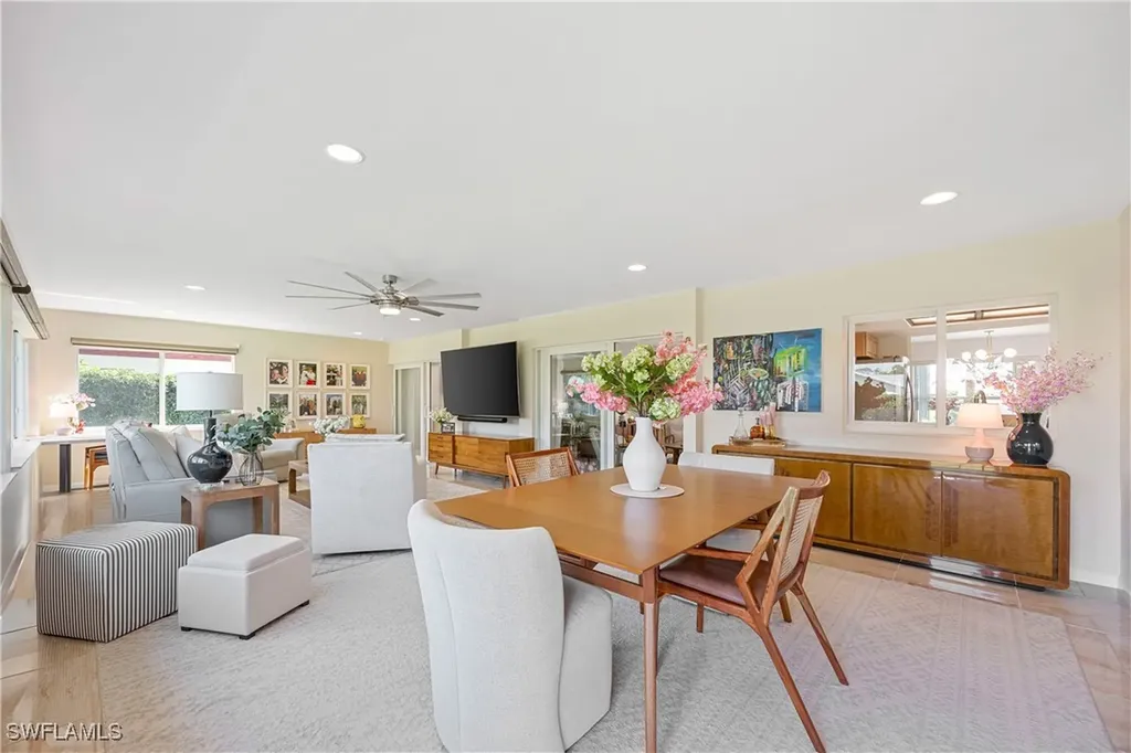 425 Pine Lake Drive Naples FL 34112