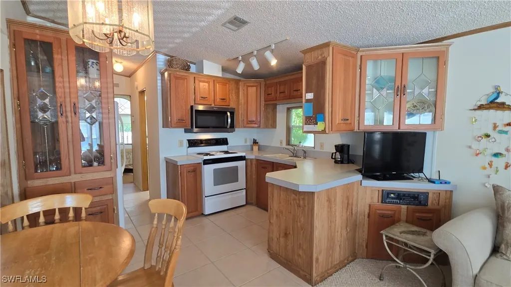 1012 Crystal Lake Drive Naples FL 34120