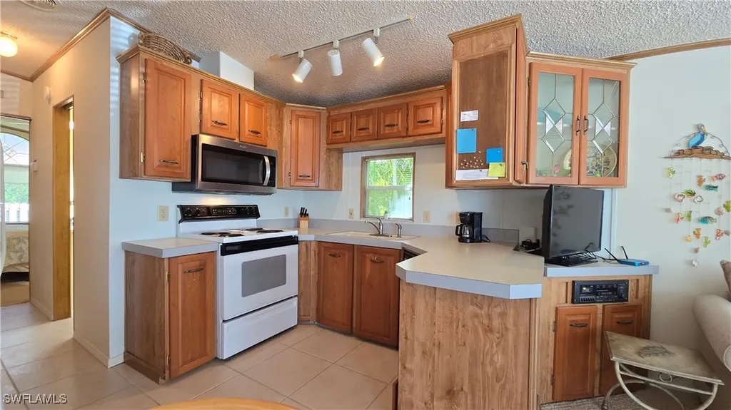 1012 Crystal Lake Drive Naples FL 34120