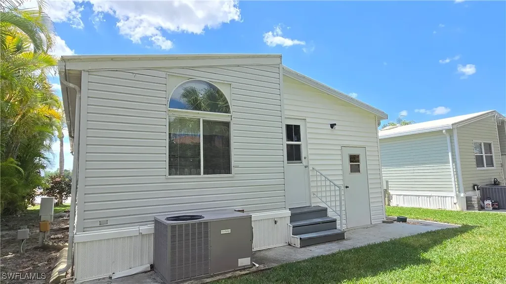 1012 Crystal Lake Drive Naples FL 34120