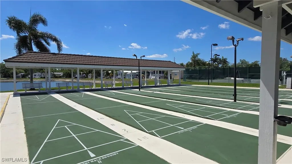 1012 Crystal Lake Drive Naples FL 34120