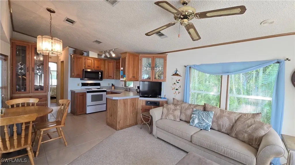 1012 Crystal Lake Drive Naples FL 34120