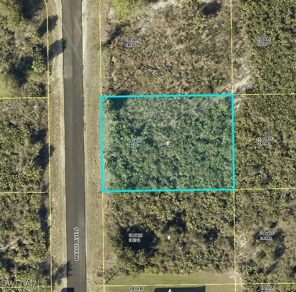 913 Marie Avenue S Lehigh Acres FL 33974