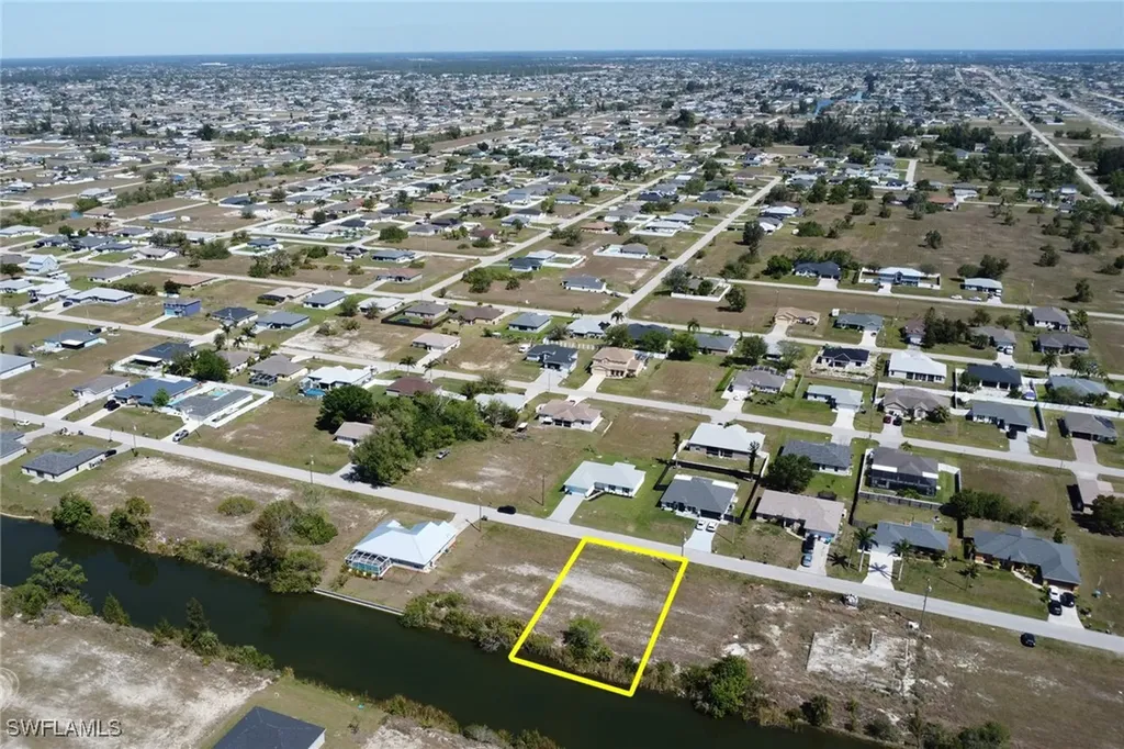 1704 NW 6th Place Cape Coral FL 33993