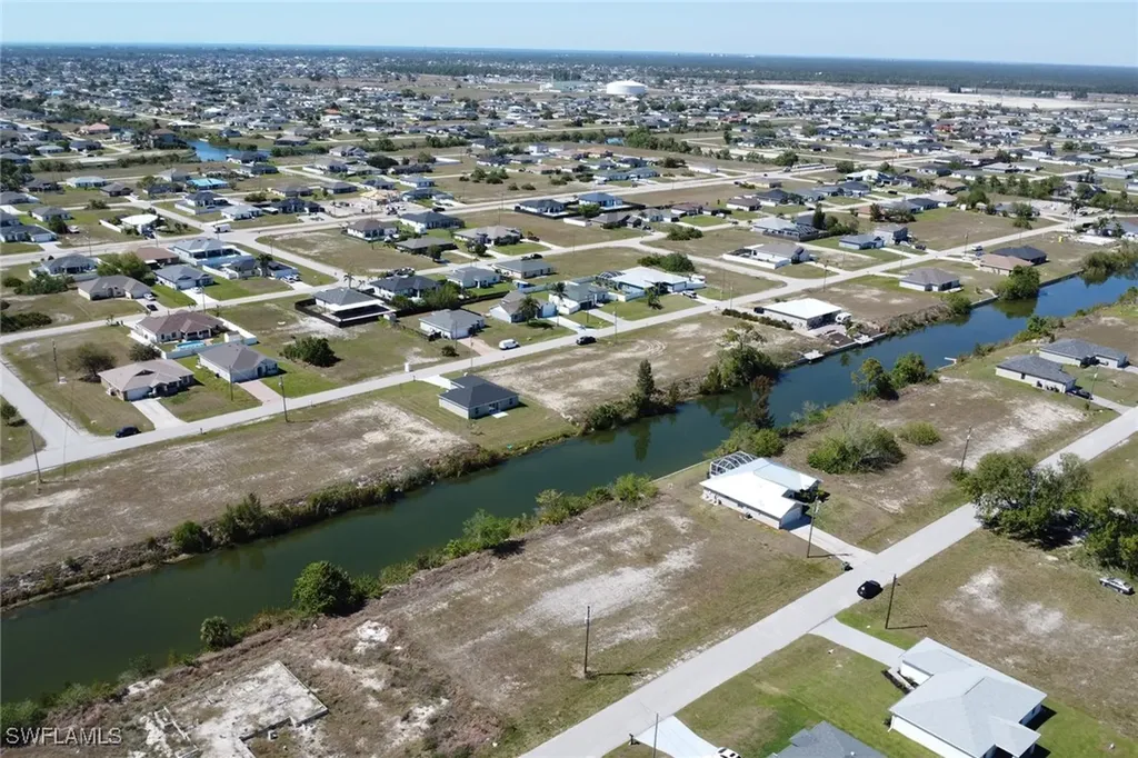 1704 NW 6th Place Cape Coral FL 33993