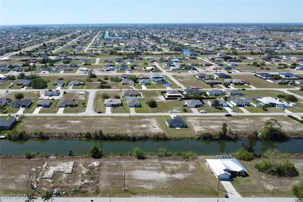 1704 NW 6th Place Cape Coral FL 33993