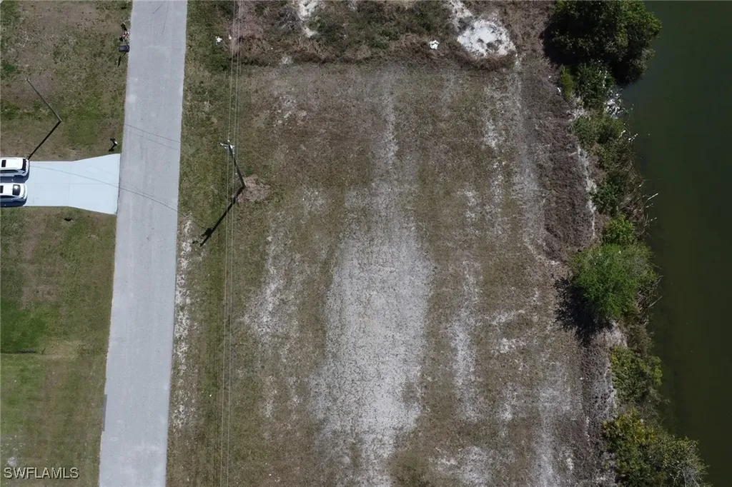 1704 NW 6th Place Cape Coral FL 33993