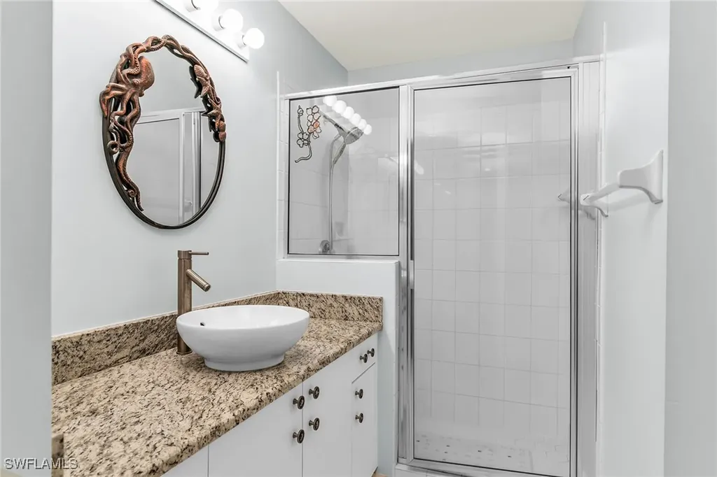 194 Newport Drive Naples FL 34114