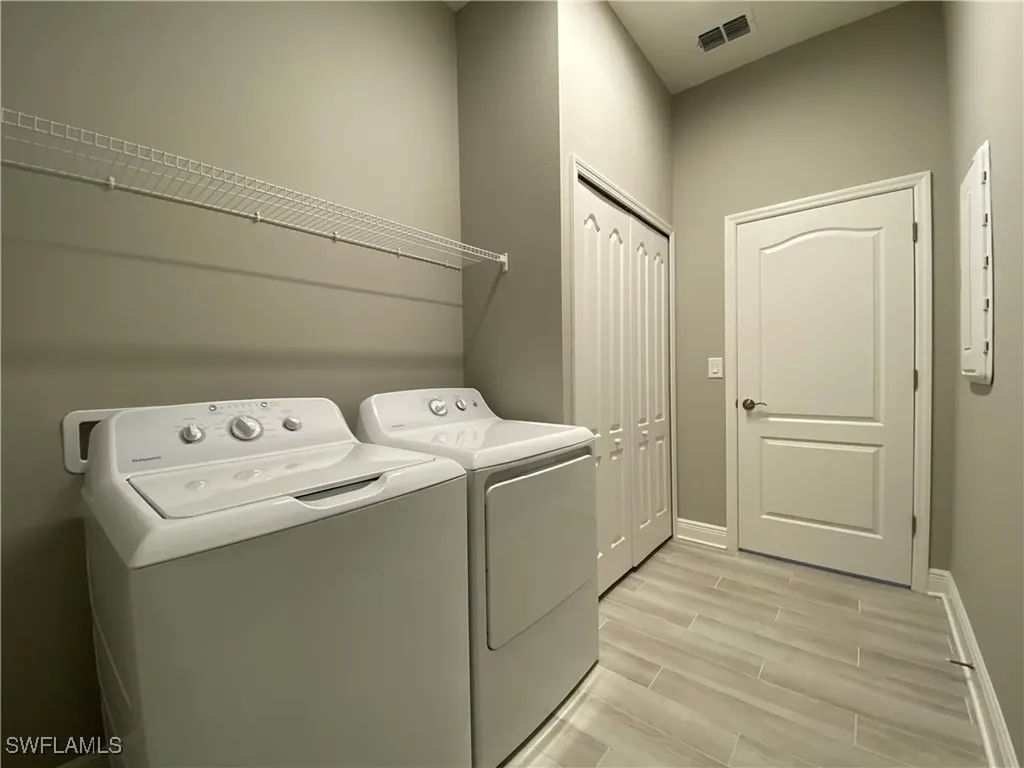 1927 Nottingham Trail Punta Gorda FL 33980