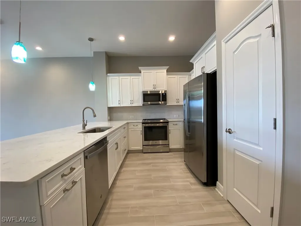1927 Nottingham Trail Punta Gorda FL 33980