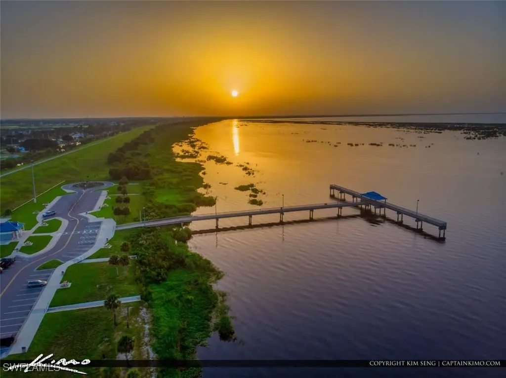 208 Elmwood Street Labelle FL 33935