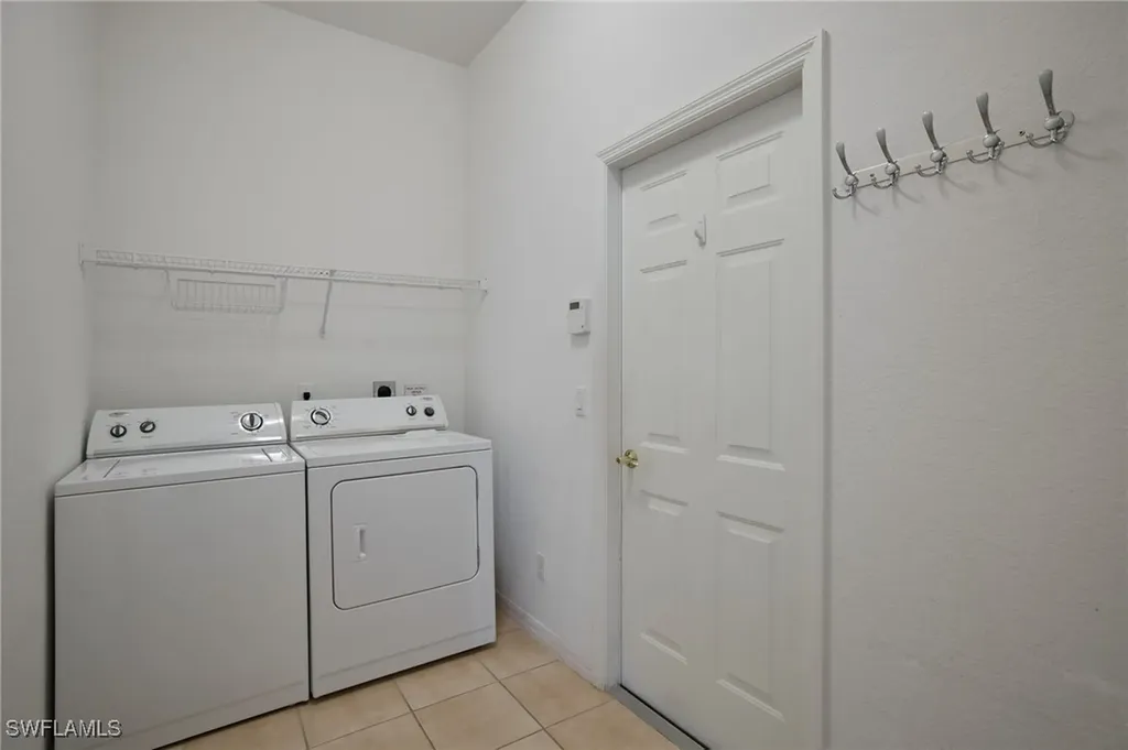 2576 Deerfield Lake Court Cape Coral FL 33909