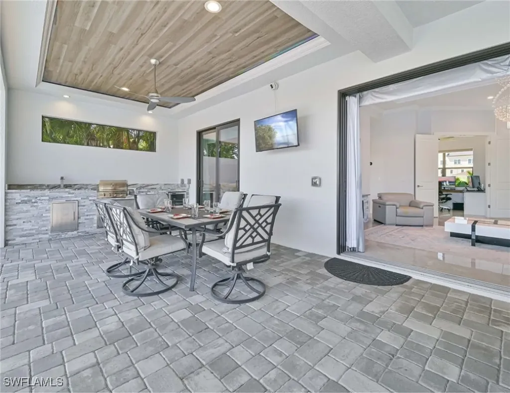 3619 SE 16th Place Cape Coral FL 33904