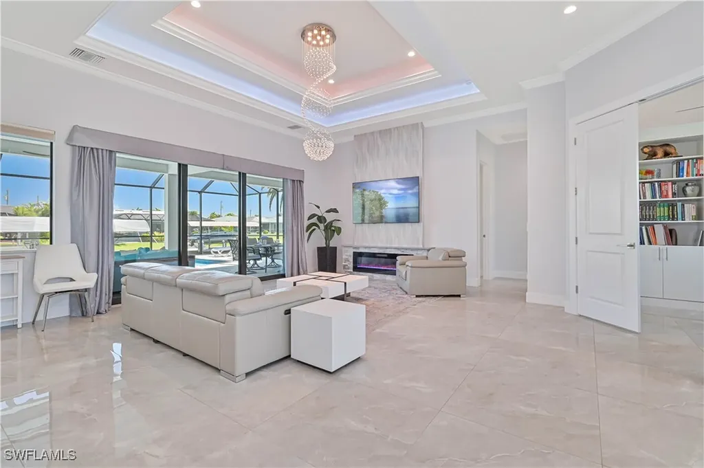 3619 SE 16th Place Cape Coral FL 33904
