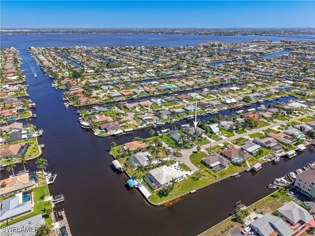 3619 SE 16th Place Cape Coral FL 33904