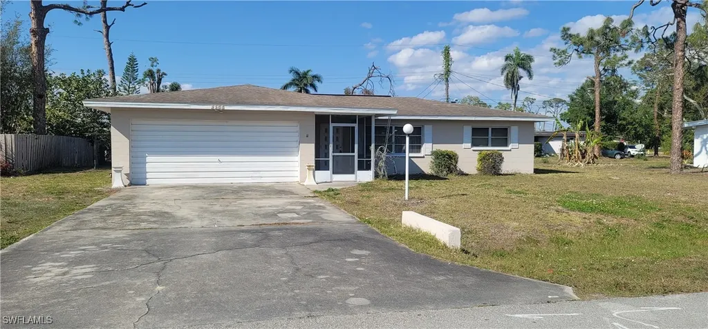 2355 Burton Avenue Fort Myers FL 33907