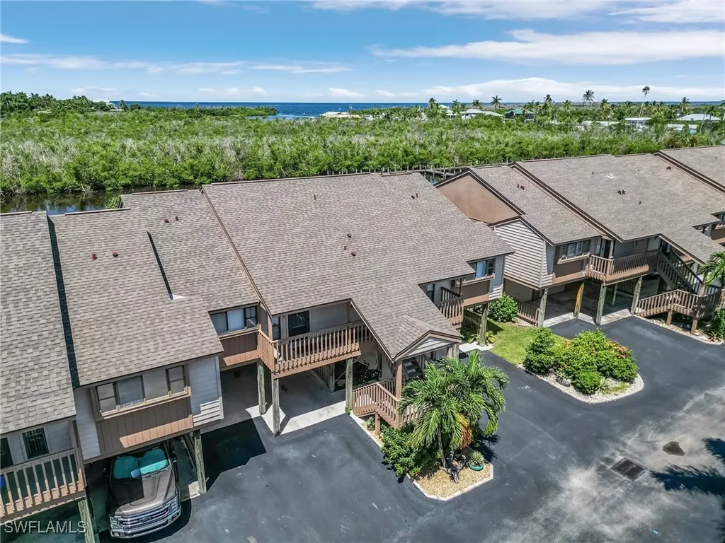 7596 Captains Harbor Drive Bokeelia FL 33922
