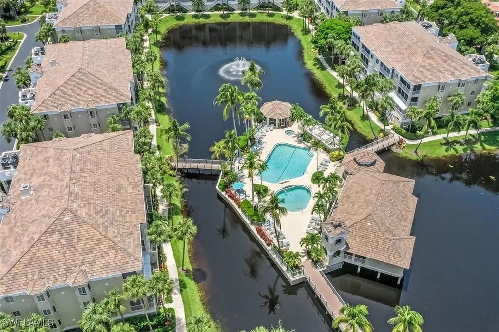 7718 Pebble Creek Circle Naples FL 34108