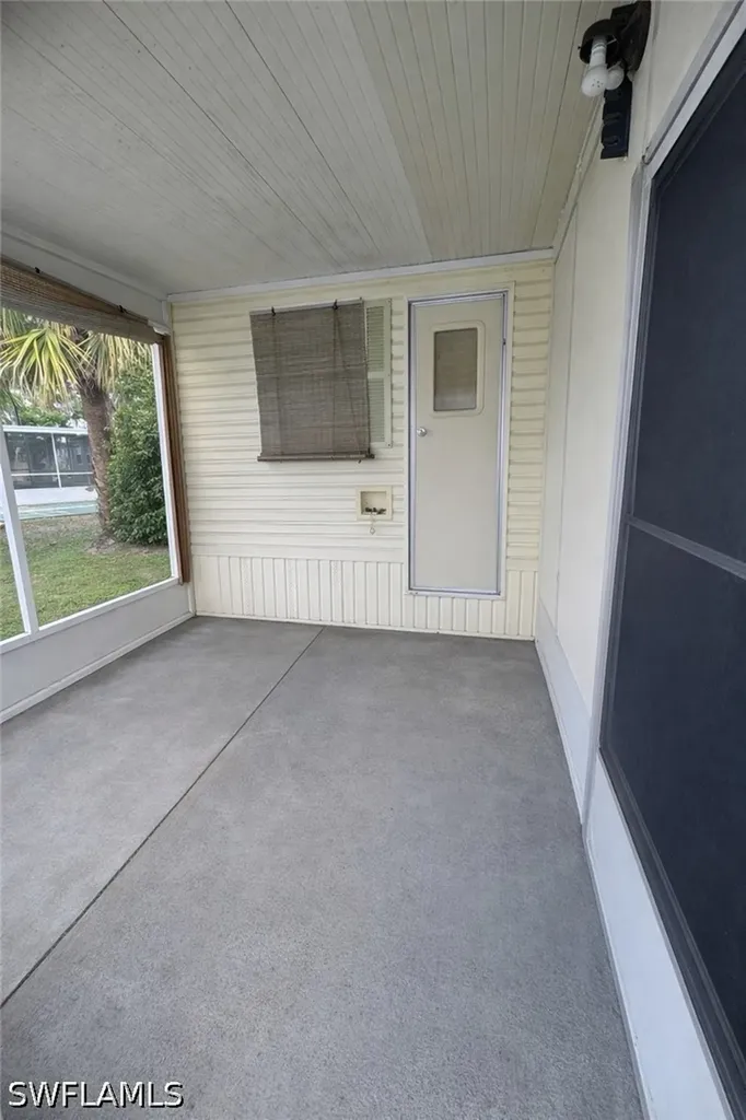 10848 Bonapartes Gull Estero FL 33928