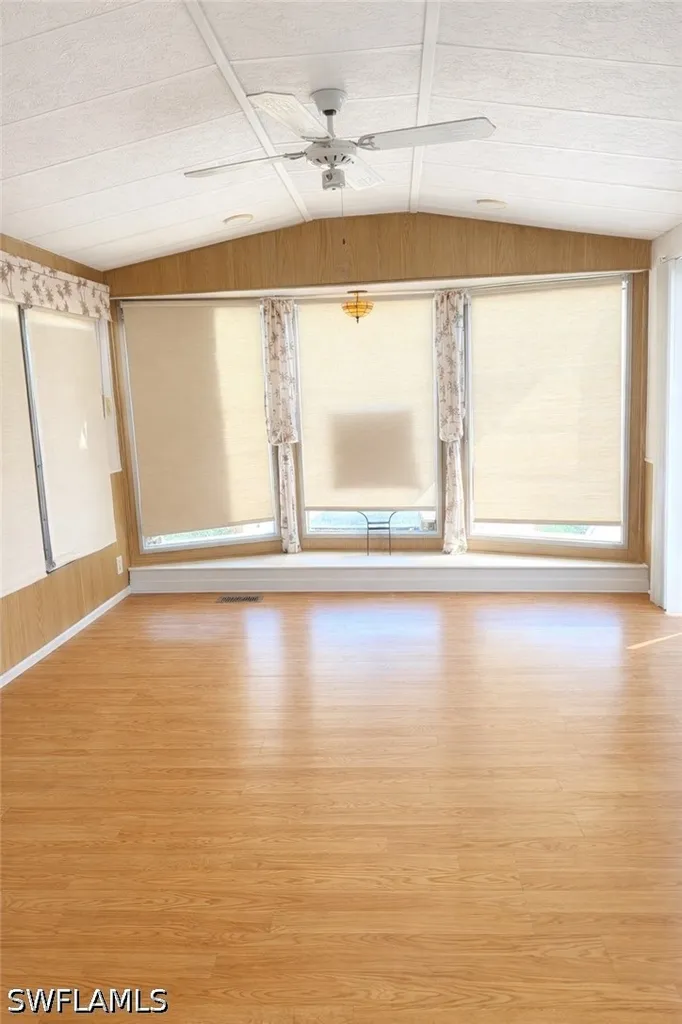 10848 Bonapartes Gull Estero FL 33928