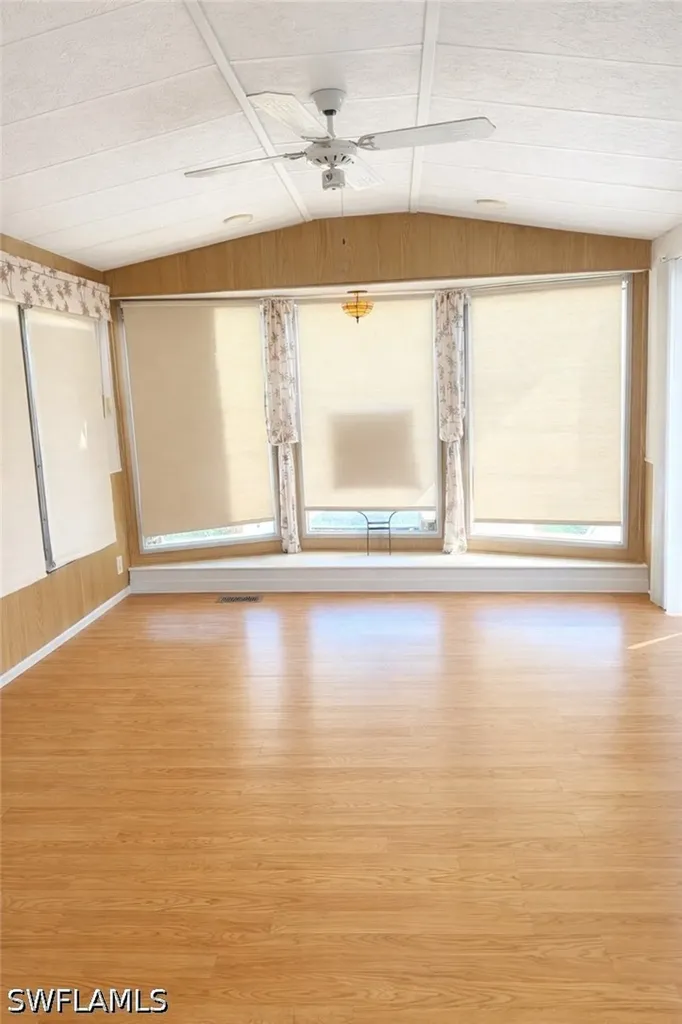 10848 Bonapartes Gull Estero FL 33928