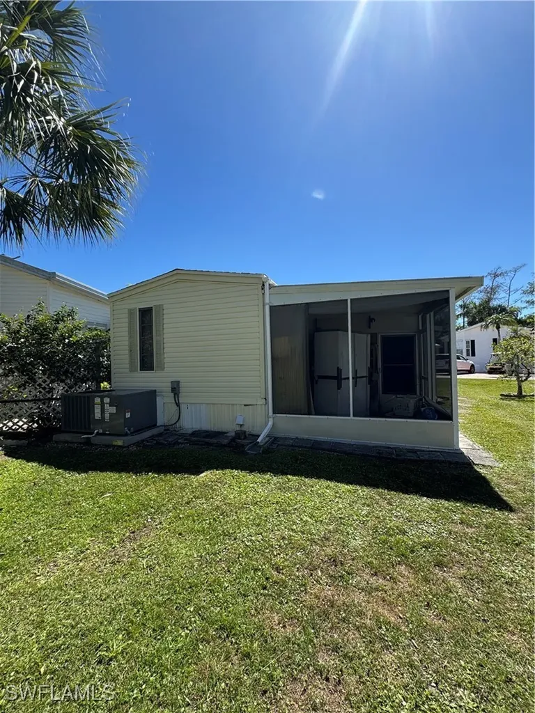 10848 Bonapartes Gull Estero FL 33928