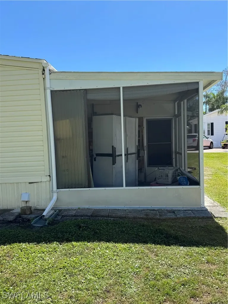 10848 Bonapartes Gull Estero FL 33928