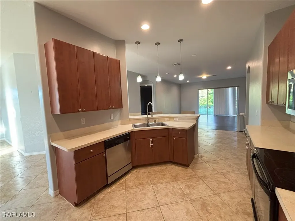 3037 Lake Butler Court Cape Coral FL 33909