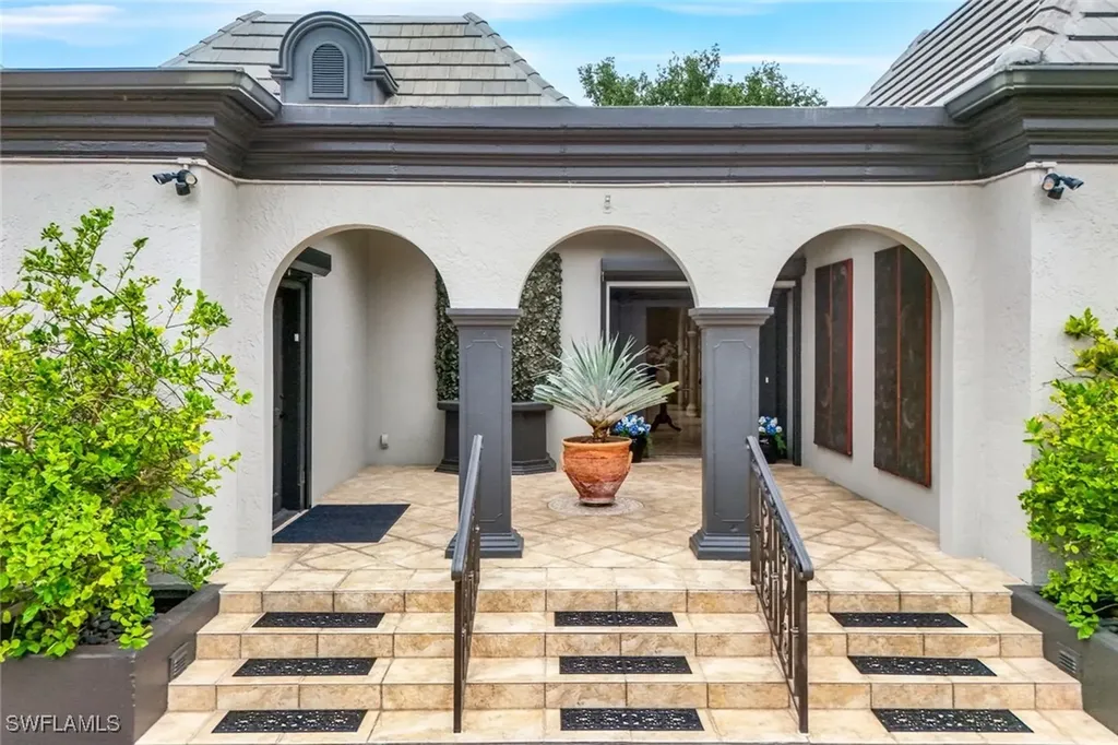 12855 Pond Apple Drive E Naples FL 34119