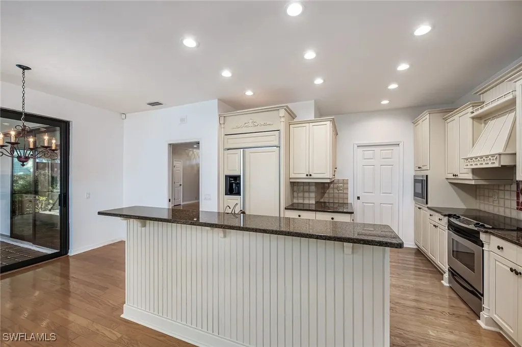 8699 S Lake Circle Fort Myers FL 33908
