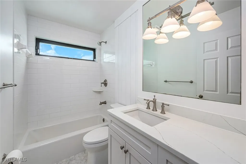 8699 S Lake Circle Fort Myers FL 33908