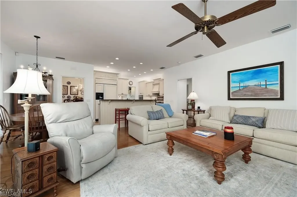 8699 S Lake Circle Fort Myers FL 33908