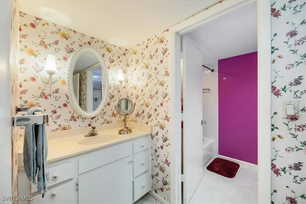 102 Wilderness Way Naples FL 34105