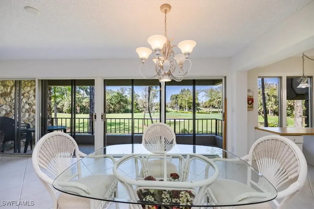 102 Wilderness Way Naples FL 34105