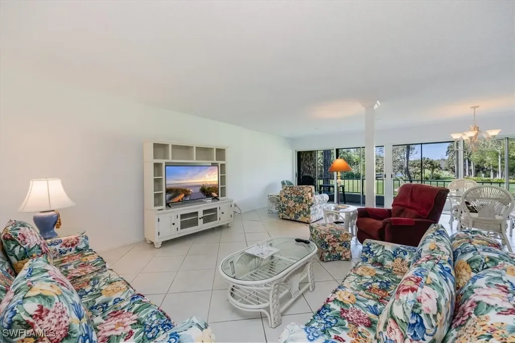 102 Wilderness Way Naples FL 34105