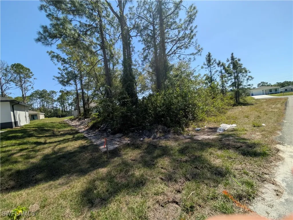 3700 Elaine Avenue N Lehigh Acres FL 33971