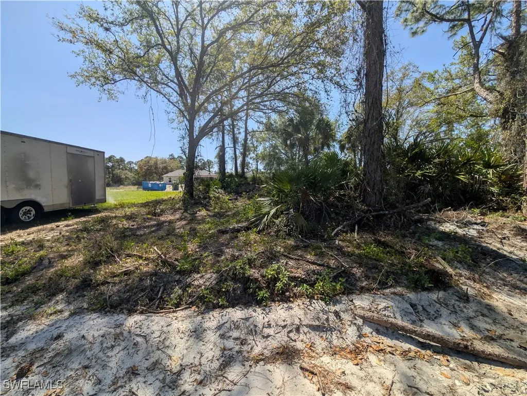 3700 Elaine Avenue N Lehigh Acres FL 33971