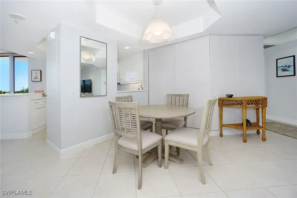7225 Pelican Bay Boulevard Naples FL 34108